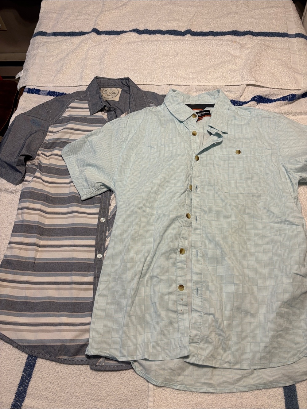 Men's Light Blue Short-Sleeve Button-Down Shirt by Unknown Brand